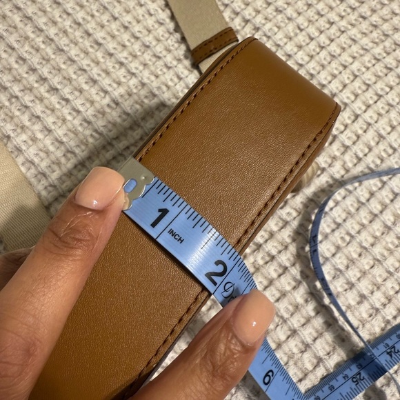 Michael Kors Jet Set Small Pebbled Leather Belt Bag - Picture 11 of 15